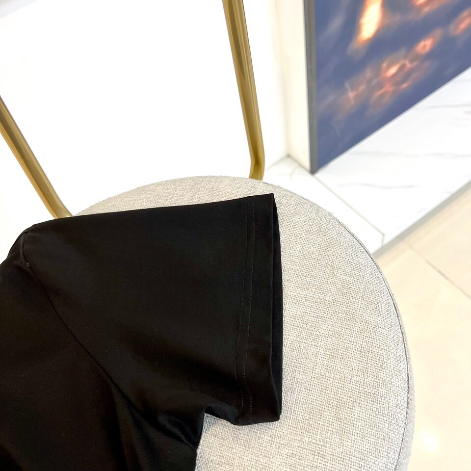 頂級高仿蒙口男裝短袖衣服圓領T恤修身