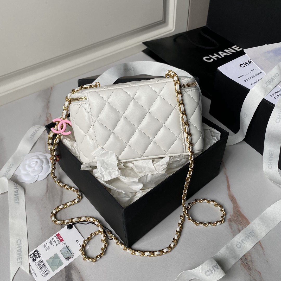 CHANEL香奈兒頂級新品女士羊皮化妝包單肩包mini形狀