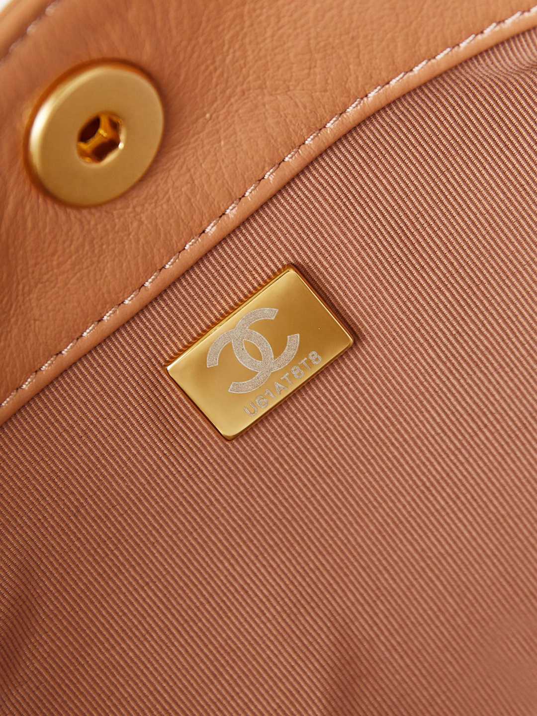 2024新品高仿CHANEL最值得購買的一款大容量女士單肩包斜挎包