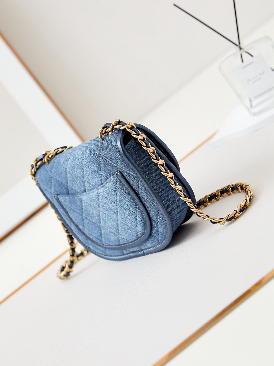 全新品全套包裝超級實用原單CHANEL牛仔布材質鏈條包腋下包女款