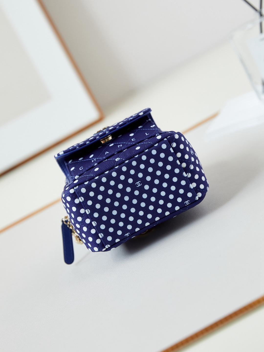 mini型CHANEL全套包裝新品彩色材質高仿雙肩包手提包 藍色