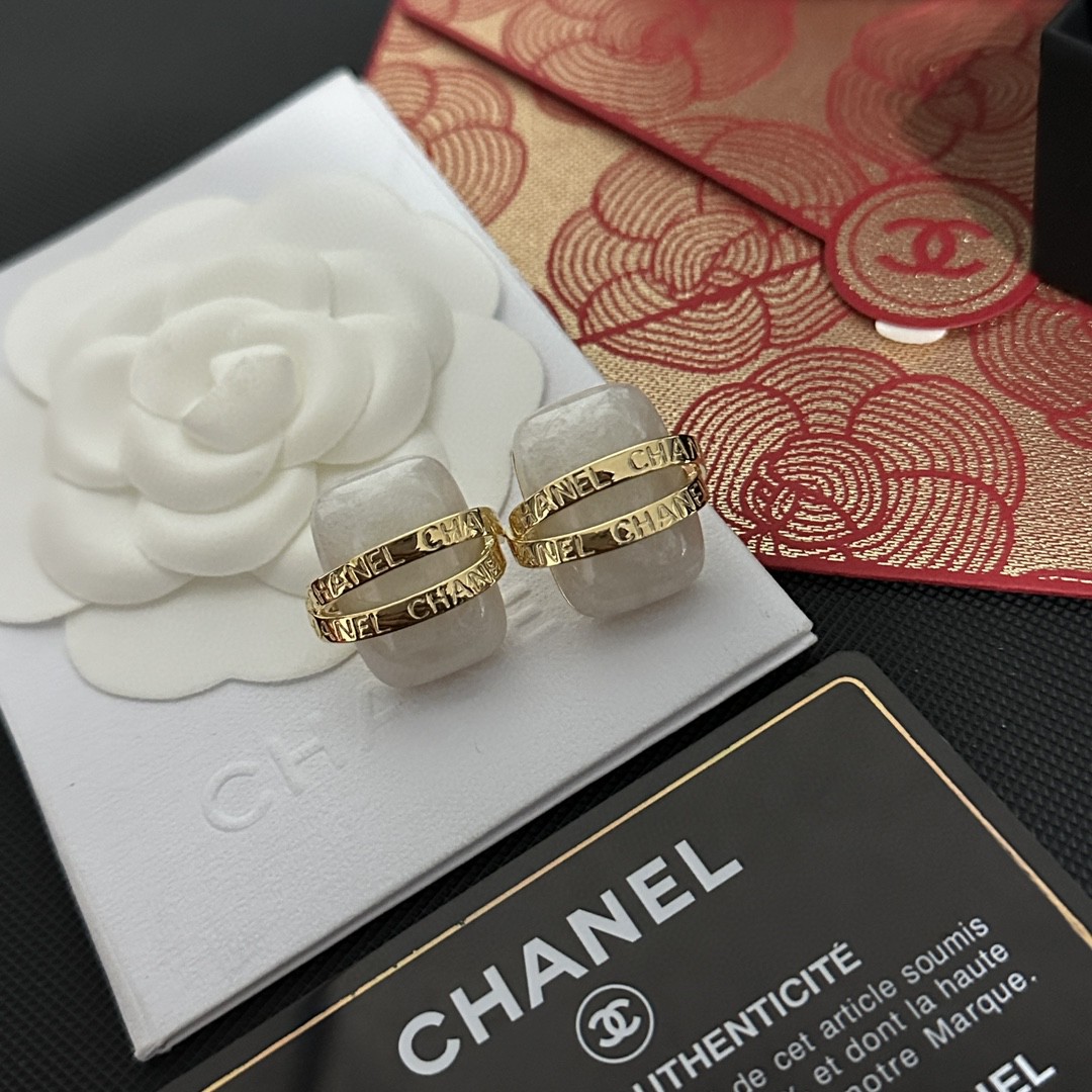 頂級A貨CHANEL香奈兒放心月光字母耳釘專櫃品質女款耳環