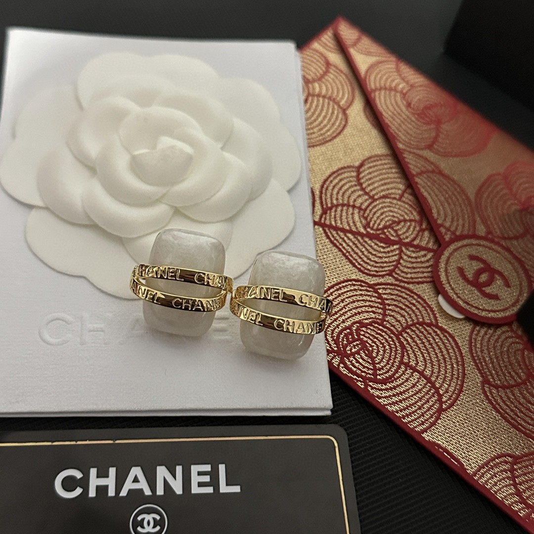 頂級A貨CHANEL香奈兒放心月光字母耳釘專櫃品質女款耳環