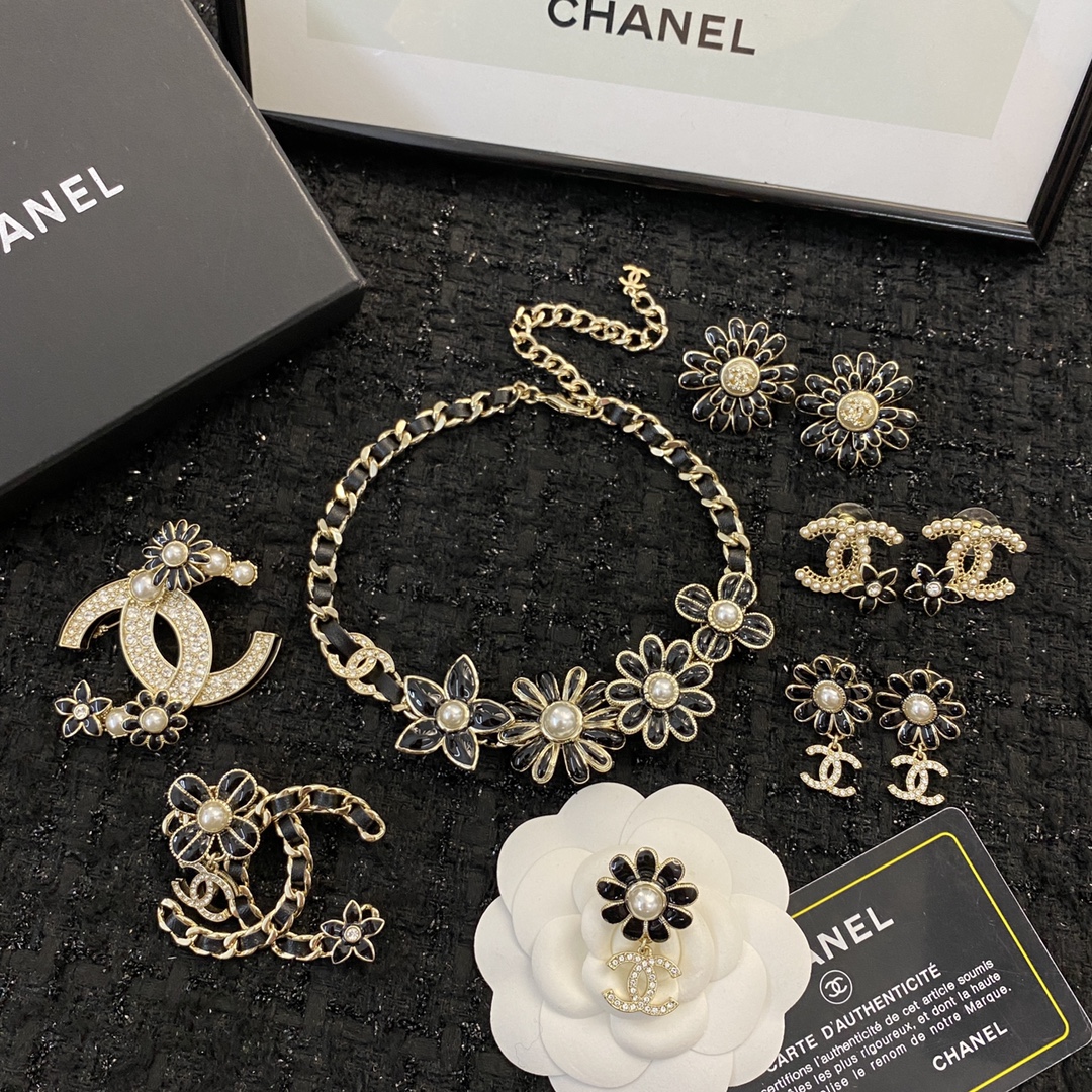 頂級爆款奢侈品CHANEL香奈兒雙C珍珠胸針 耳環