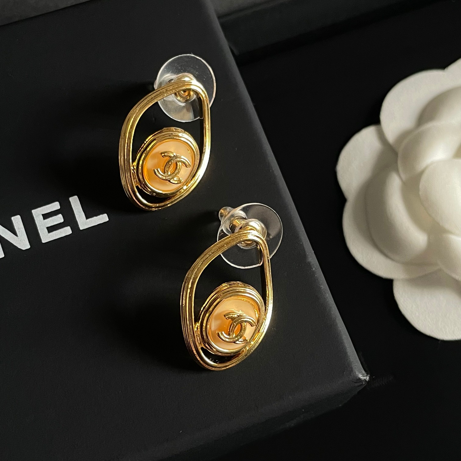 非常顯氣質CHANEL香奈兒原版復刻雙C耳釘女款耳環