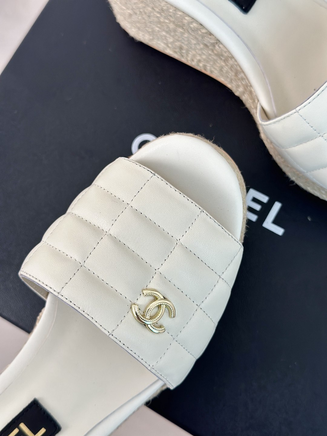 意大利專櫃同步進口牛皮打底CHANEL香奈我網紗懶人拖鞋