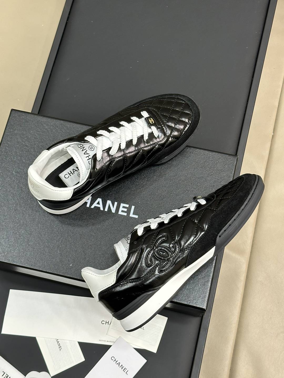 CHANEL早秋新品高仿休閒鞋真皮鞋子