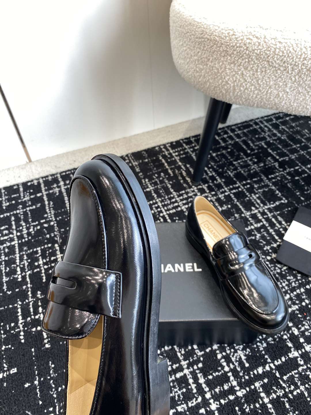 CHANEL香奈兒頂級高仿女款休閒皮鞋休閒鞋