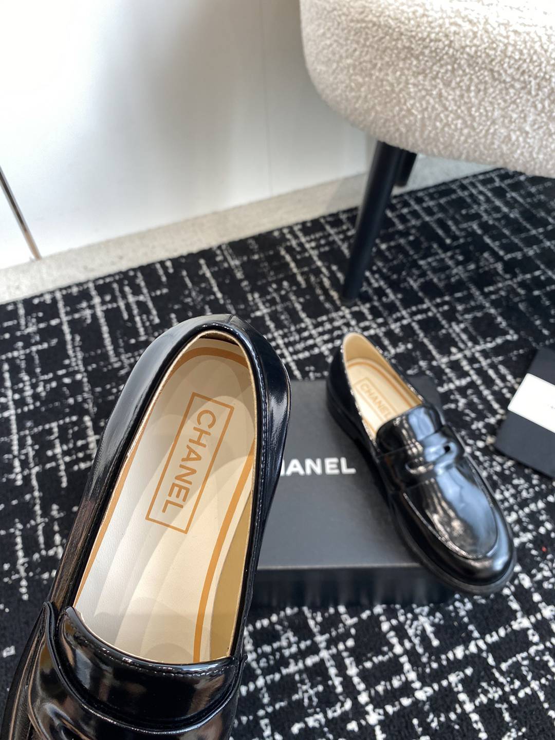 CHANEL香奈兒頂級高仿女款休閒皮鞋休閒鞋
