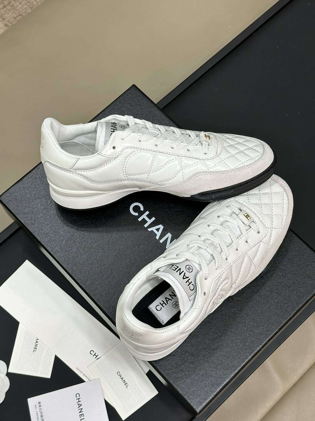 小白鞋超級耐看tennis系列CHANEL高仿香奈兒鞋子