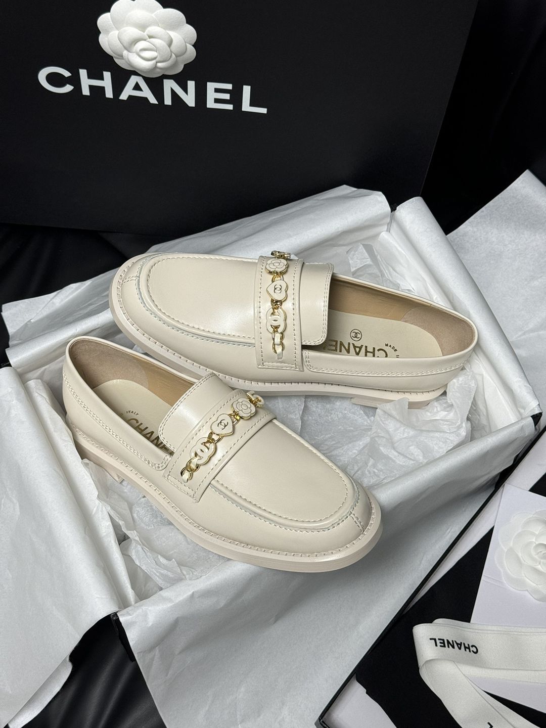 CHANEL香奈兒高仿樂福鞋一比一進口牛皮