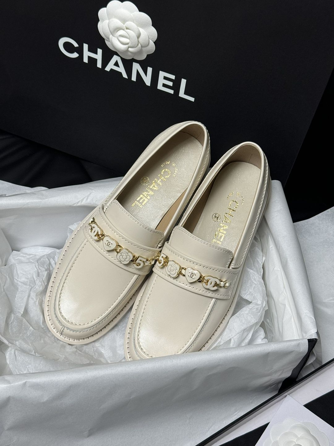 CHANEL香奈兒高仿樂福鞋一比一進口牛皮