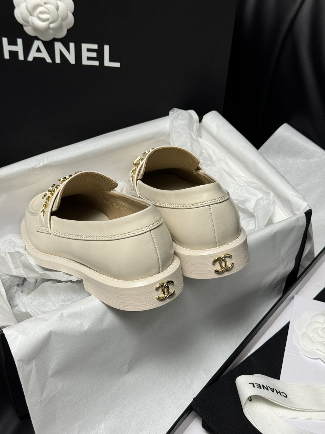 CHANEL香奈兒高仿樂福鞋一比一進口牛皮