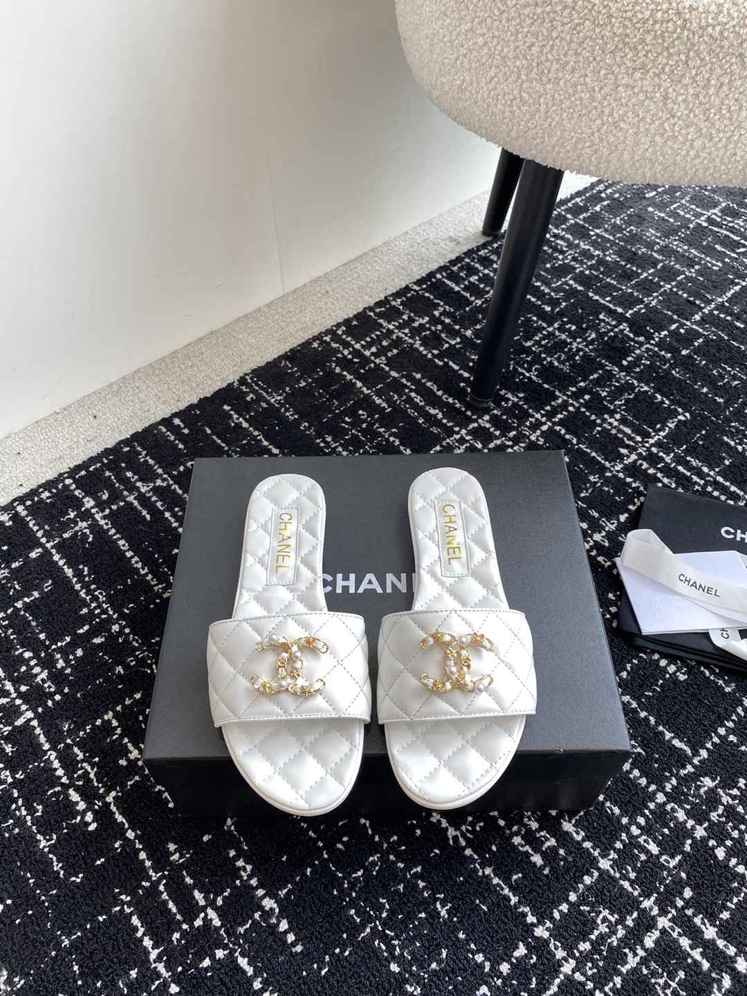頂級原單復刻一比一設計羊皮懶人拖鞋CHANEL