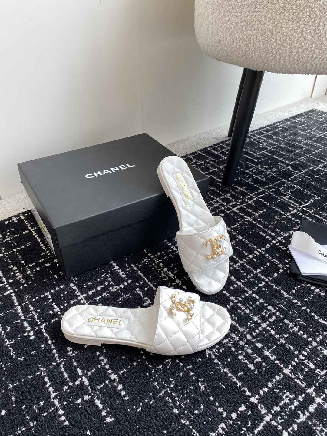 頂級原單復刻一比一設計羊皮懶人拖鞋CHANEL