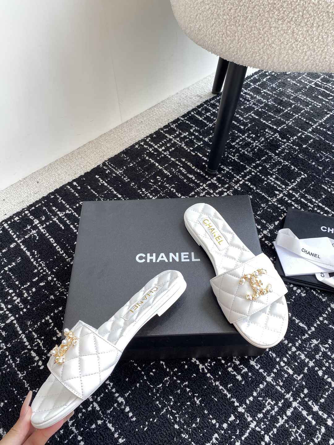頂級原單復刻一比一設計羊皮懶人拖鞋CHANEL