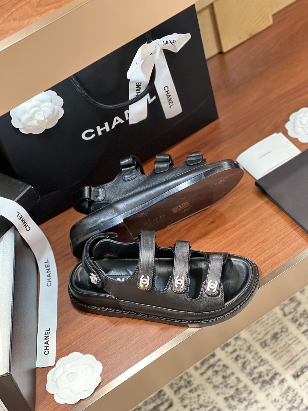 頂級原單CHANEL一比一休閒鞋 羊皮內裡沙灘鞋 運動休閒鞋