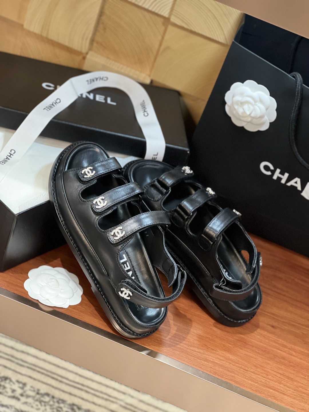 頂級原單CHANEL一比一休閒鞋 羊皮內裡沙灘鞋 運動休閒鞋