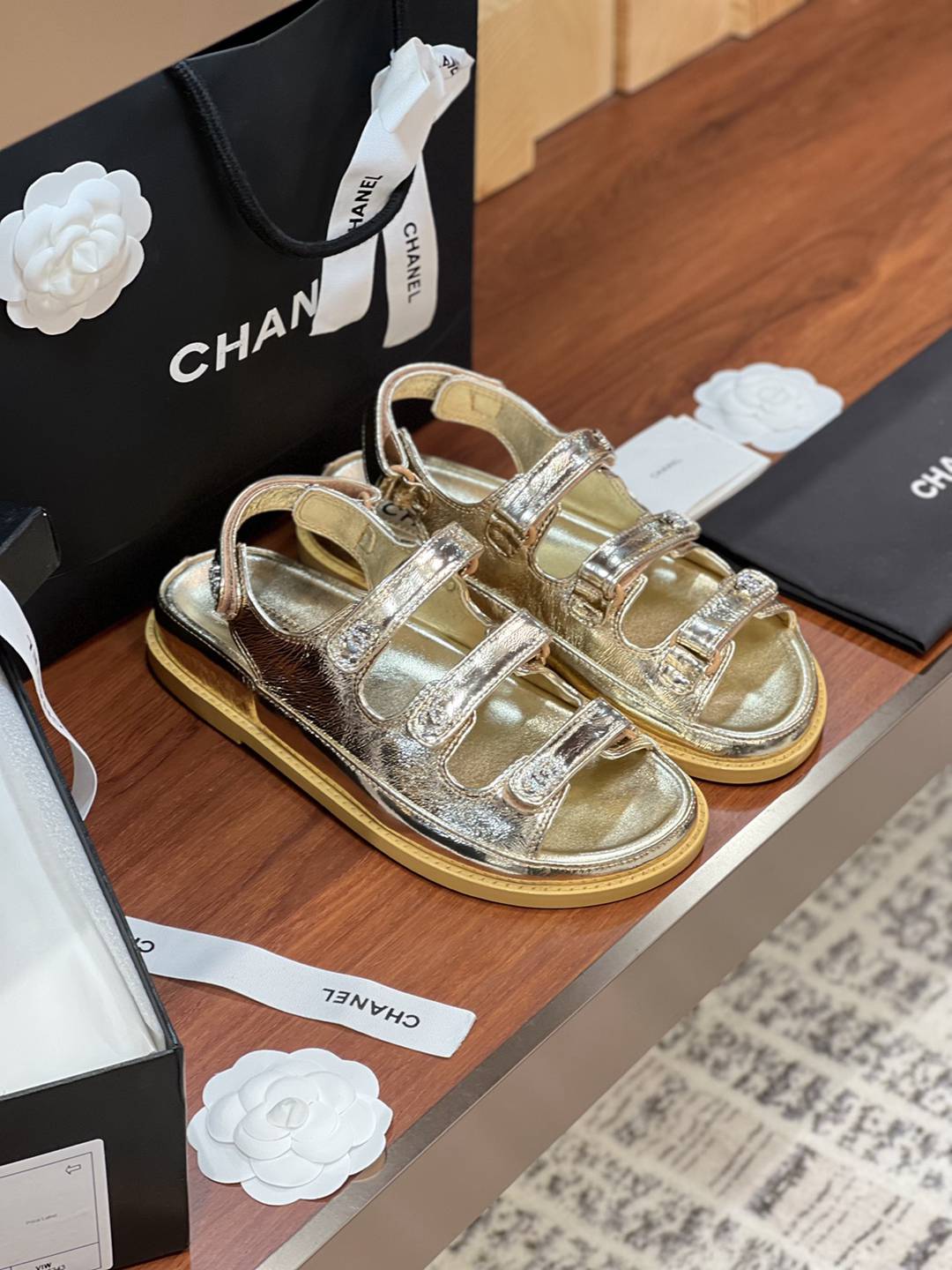 頂級設計CHANEL經典真皮休閒鞋 休閒時尚運動鞋 一比一