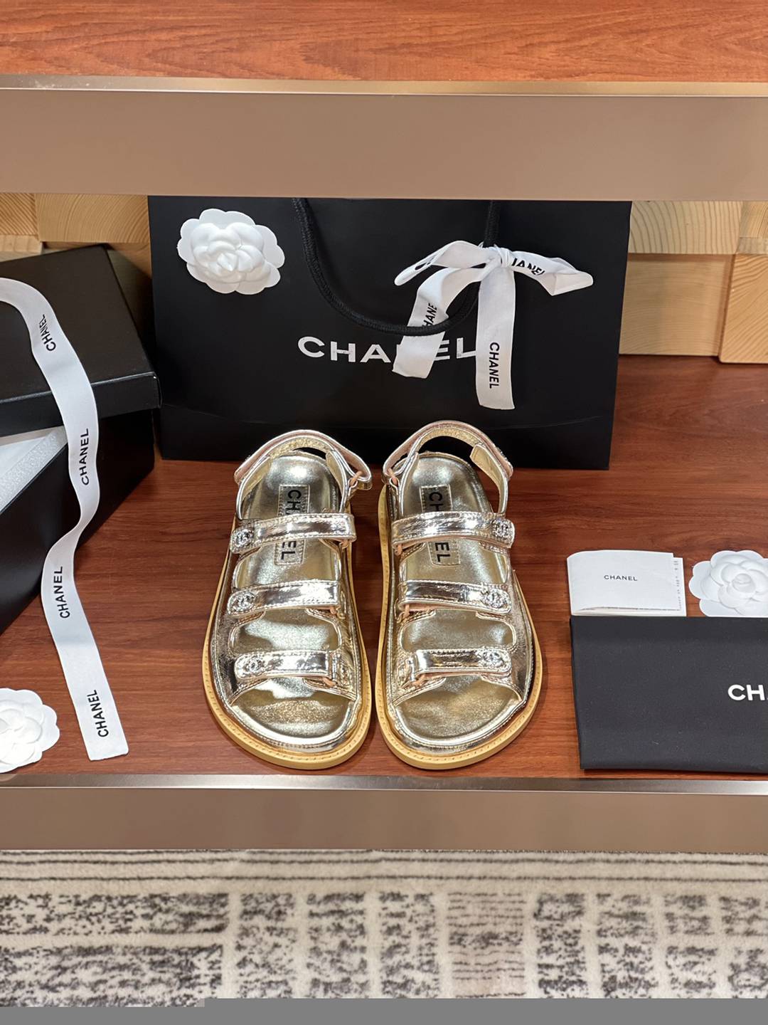 頂級設計CHANEL經典真皮休閒鞋 休閒時尚運動鞋 一比一