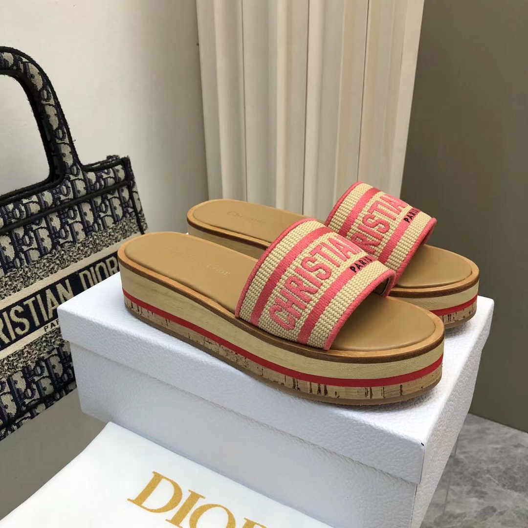 DIORA貨女款厚底木低涼鞋