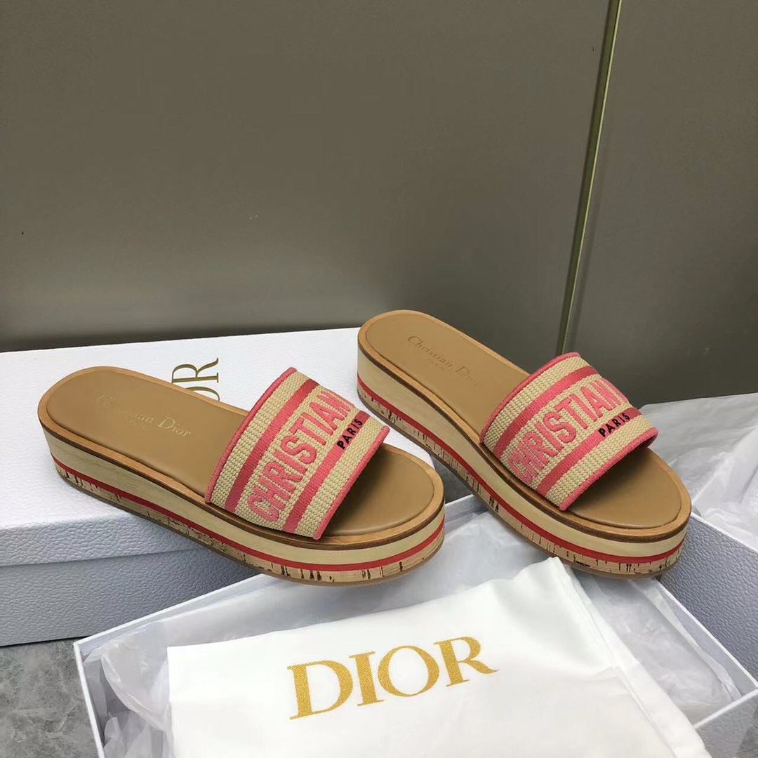 DIORA貨女款厚底木低涼鞋