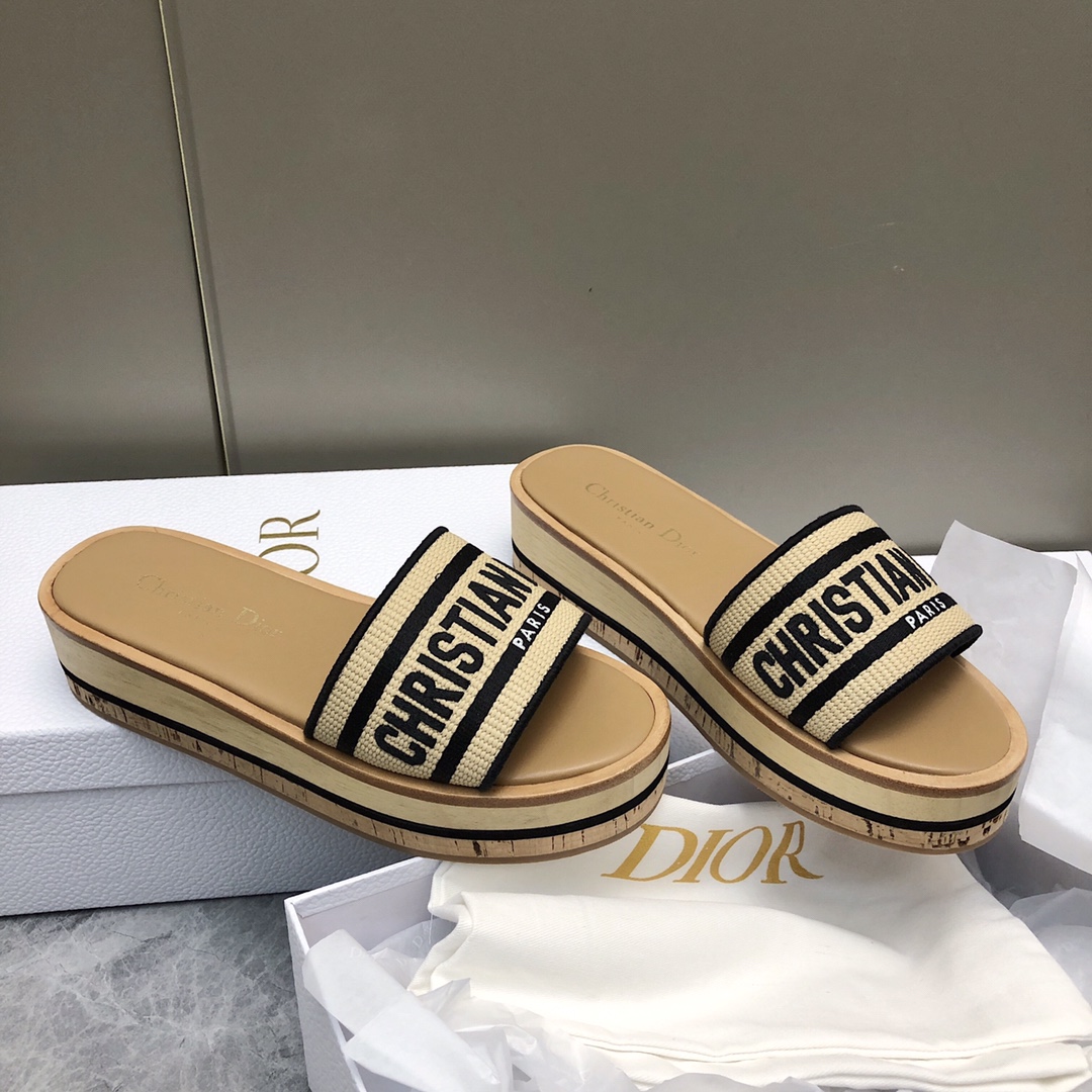 頂級原單DIOR2024新品厚底木低涼鞋系列