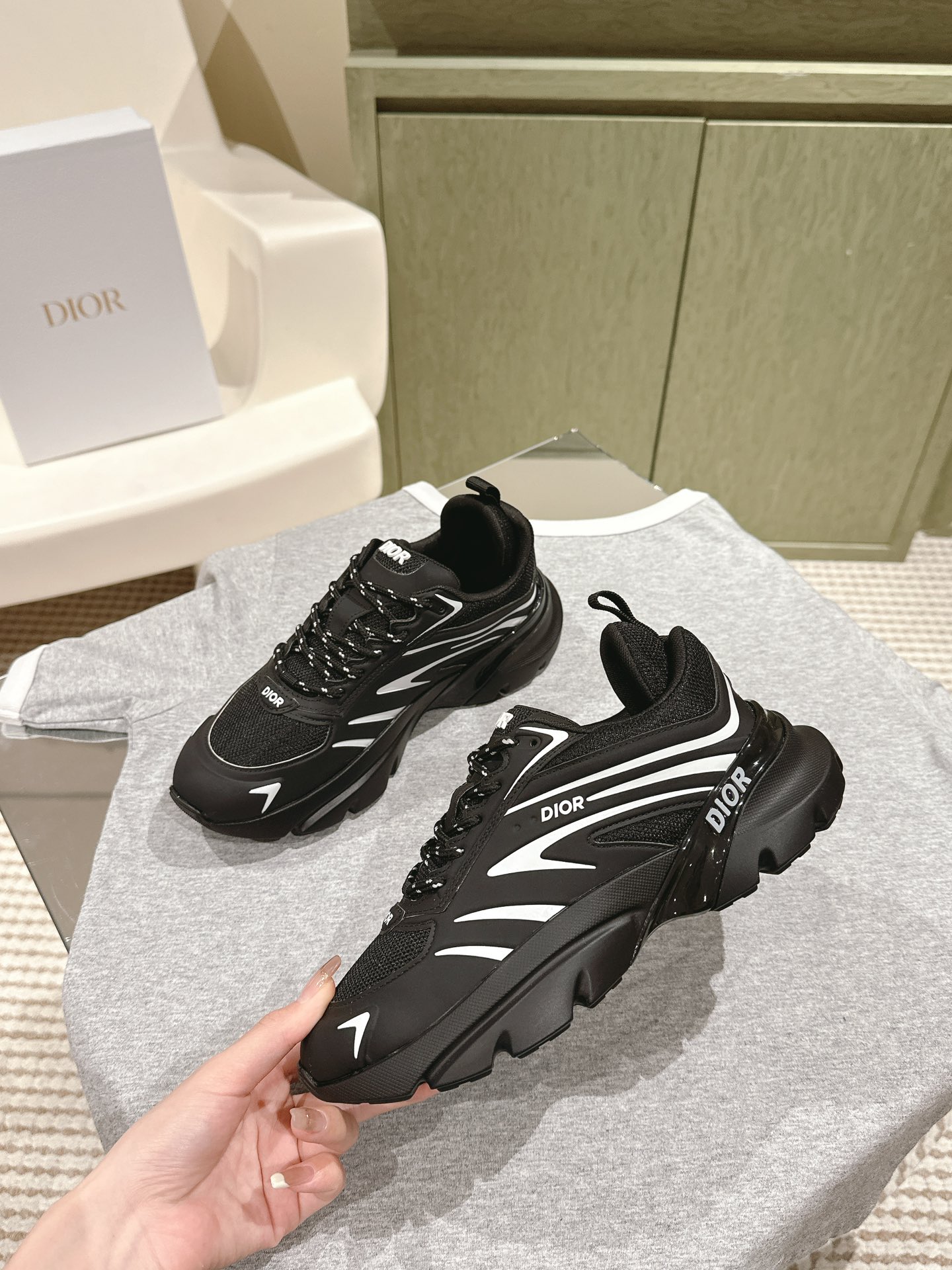頂級高仿DIOR情侶款休閒鞋