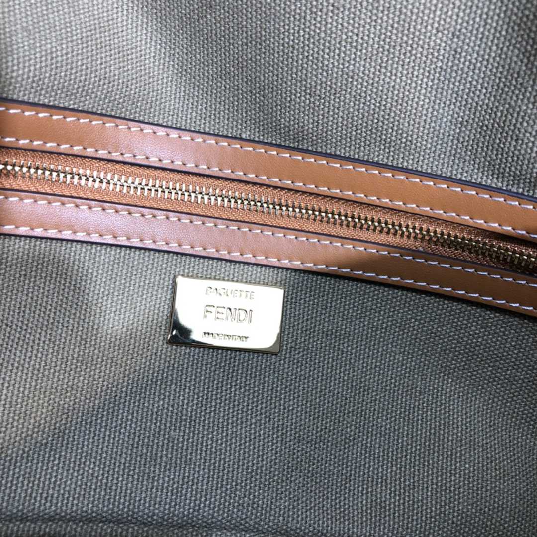 Fendi芬迪頂級精仿包包手提包單肩包 Baguette中号