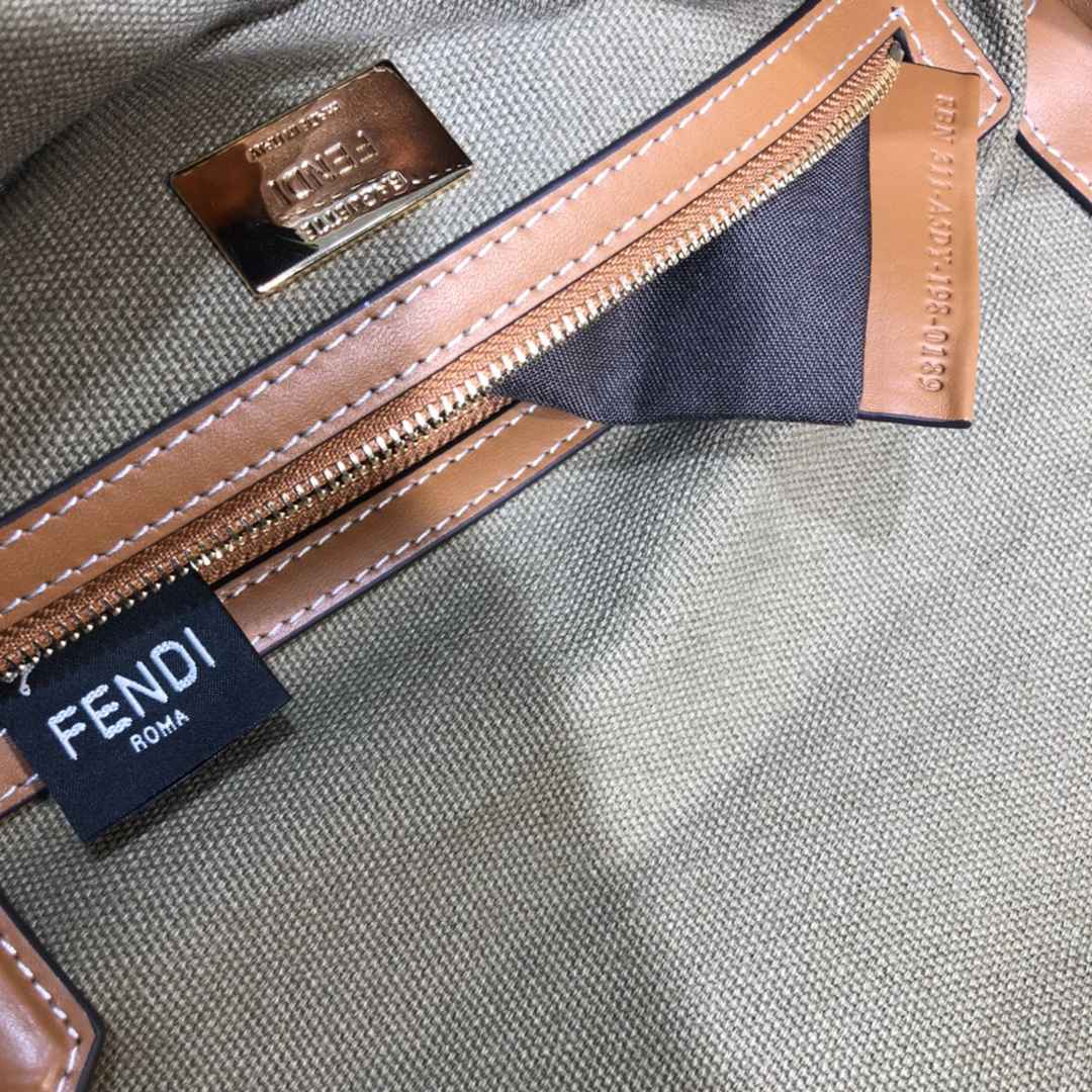 Fendi芬迪頂級精仿包包手提包單肩包 Baguette中号