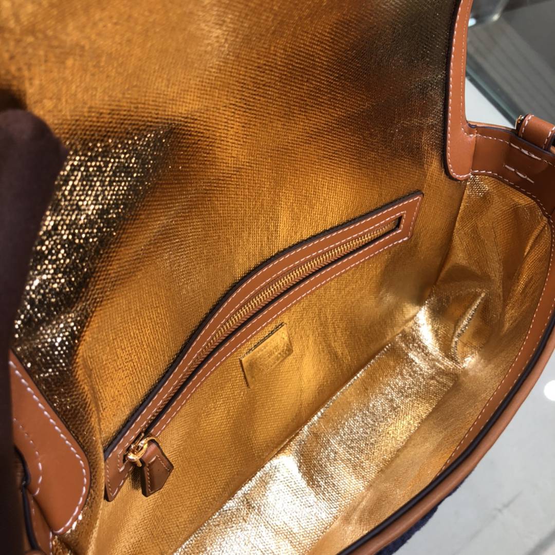 Fendi芬迪頂級原單復刻包包手提包單肩包 Baguette中号