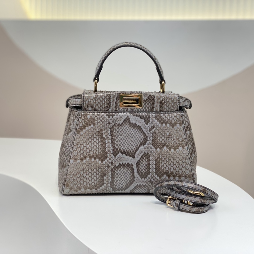Fendi peekaboo 頂級一比一羊皮材質新品手提包女款包包