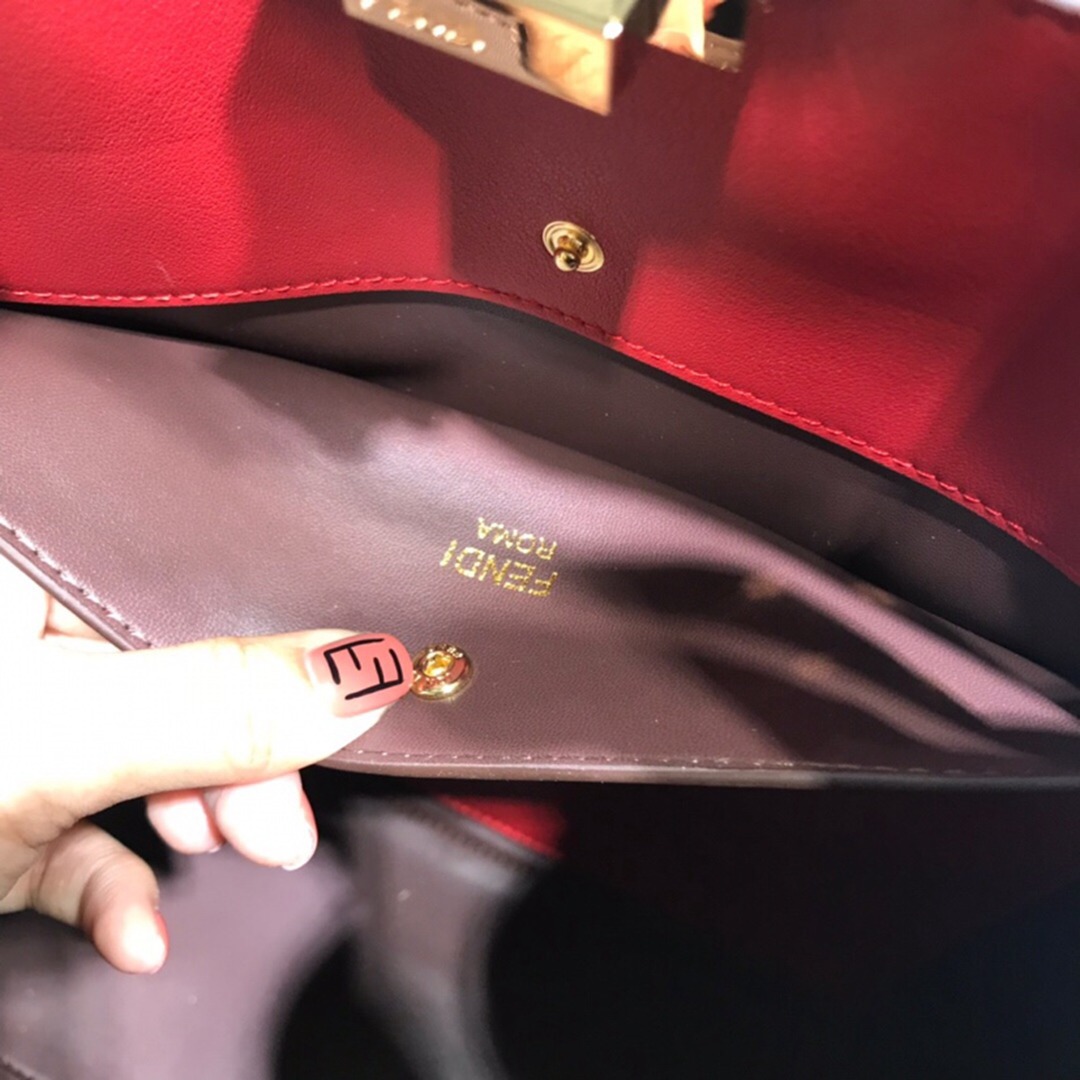 頂級高仿Fendi芬迪peekaboo 304L升級版手提包 真皮