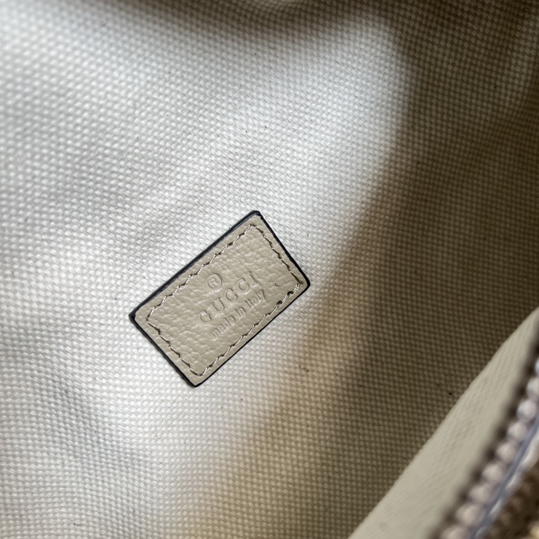 Gucci高仿包包Supreme帆布製作女款胸包單肩包