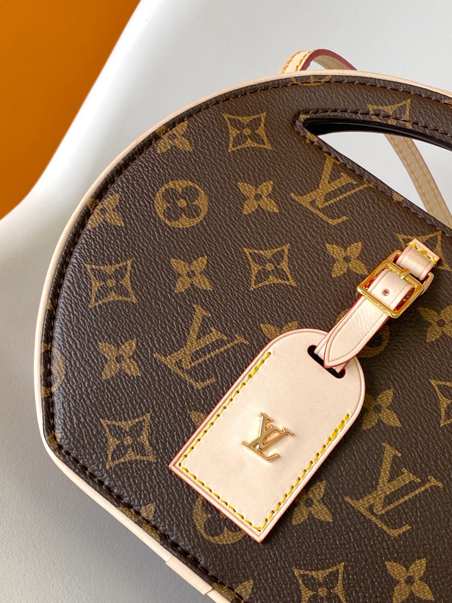 LOUIS VUITTON路易威登M47117高仿帆布女款包包單肩包