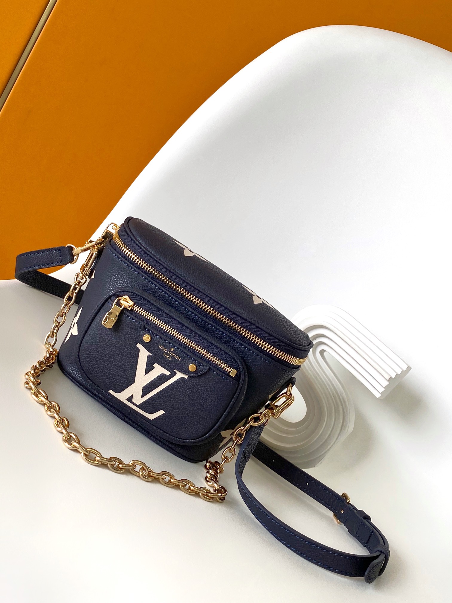 M85636路易威登LOUIS VUITTON頂級原單Mini Bumbag單機包