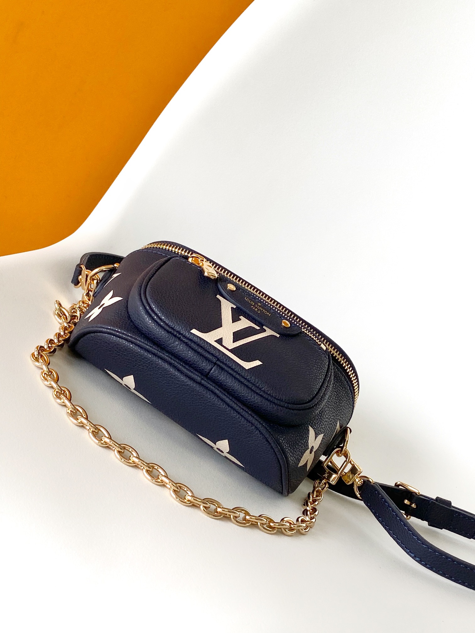 M85636路易威登LOUIS VUITTON頂級原單Mini Bumbag單機包