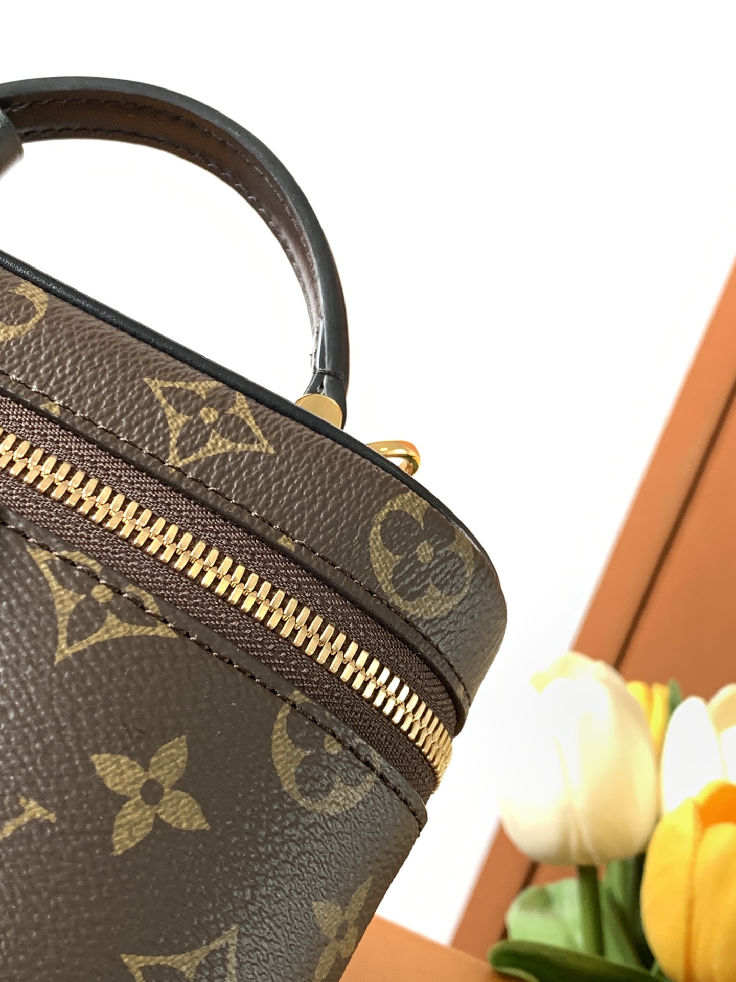 Vanity Chain Pouch M47125 LV頂級高仿手袋化妝包水桶包