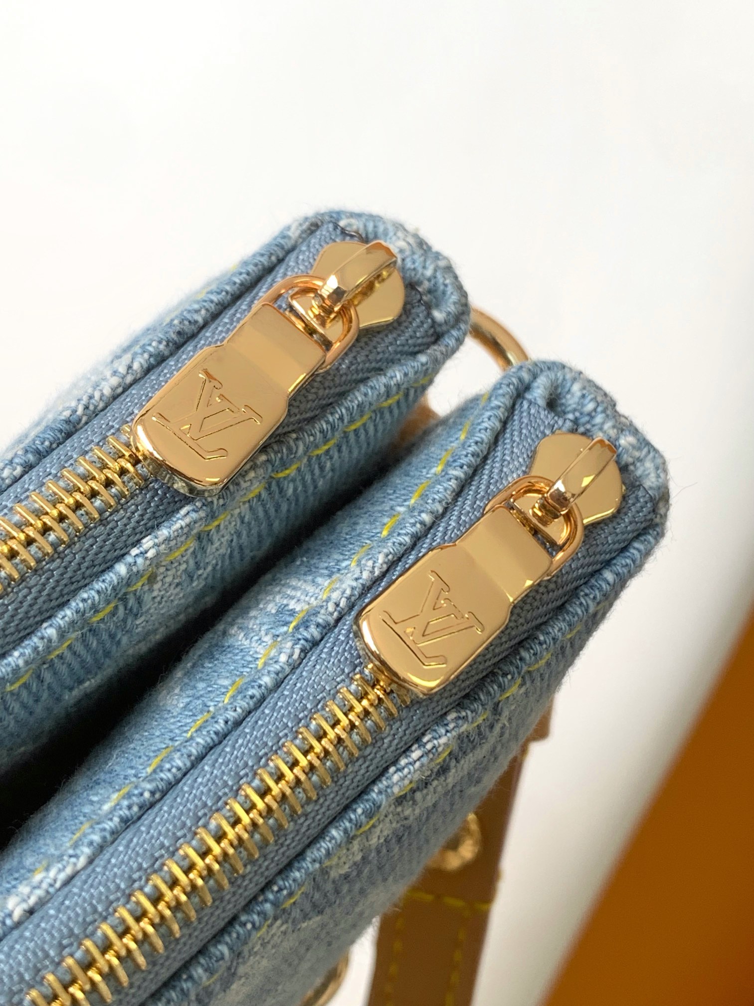 M83532頂級復刻路易威登lv女士單肩包斜跨包包