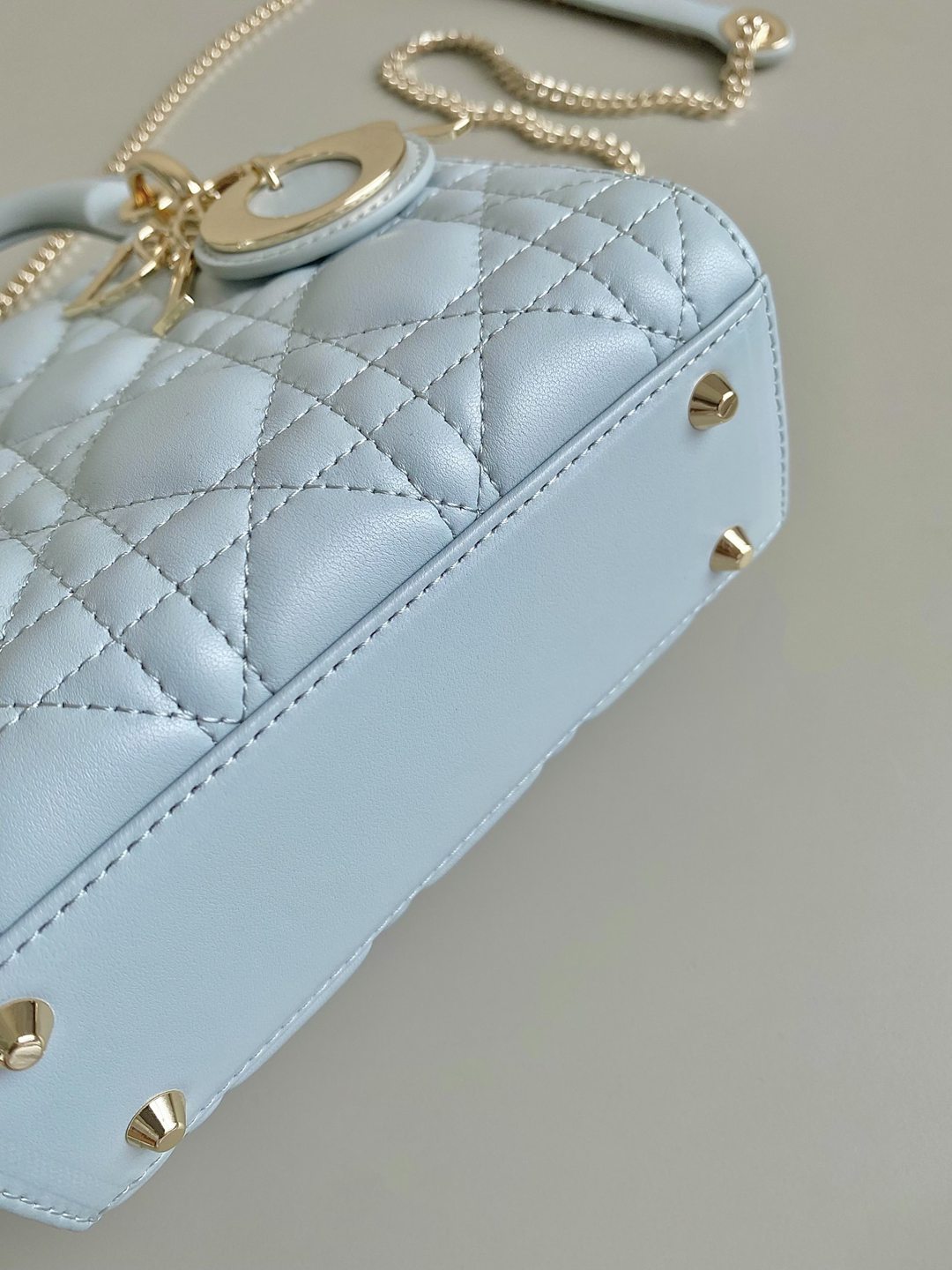 DIOR Lady系列專櫃同步女款原單斜挎包單肩包白色錢包