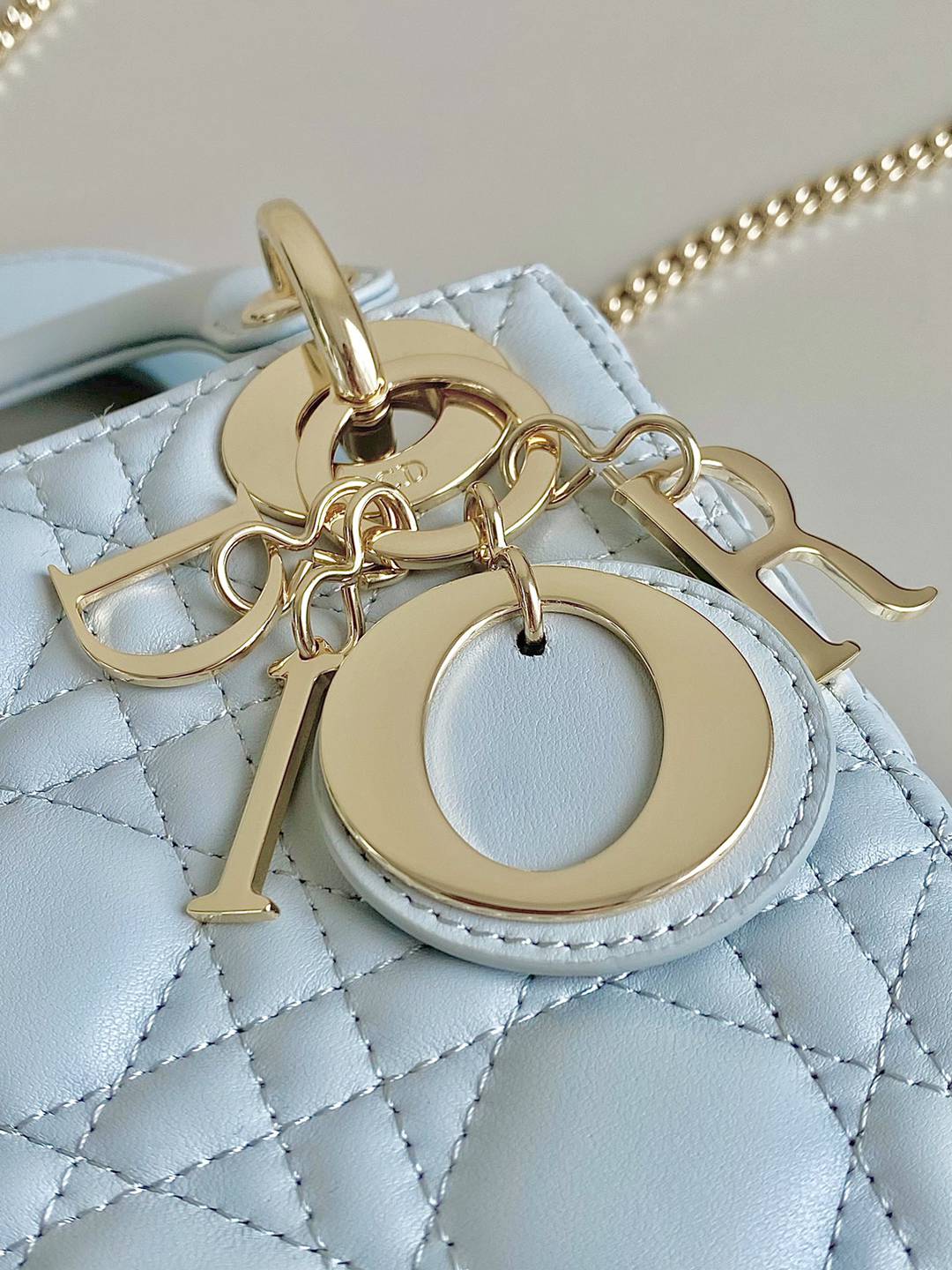 DIOR Lady系列專櫃同步女款原單斜挎包單肩包白色錢包