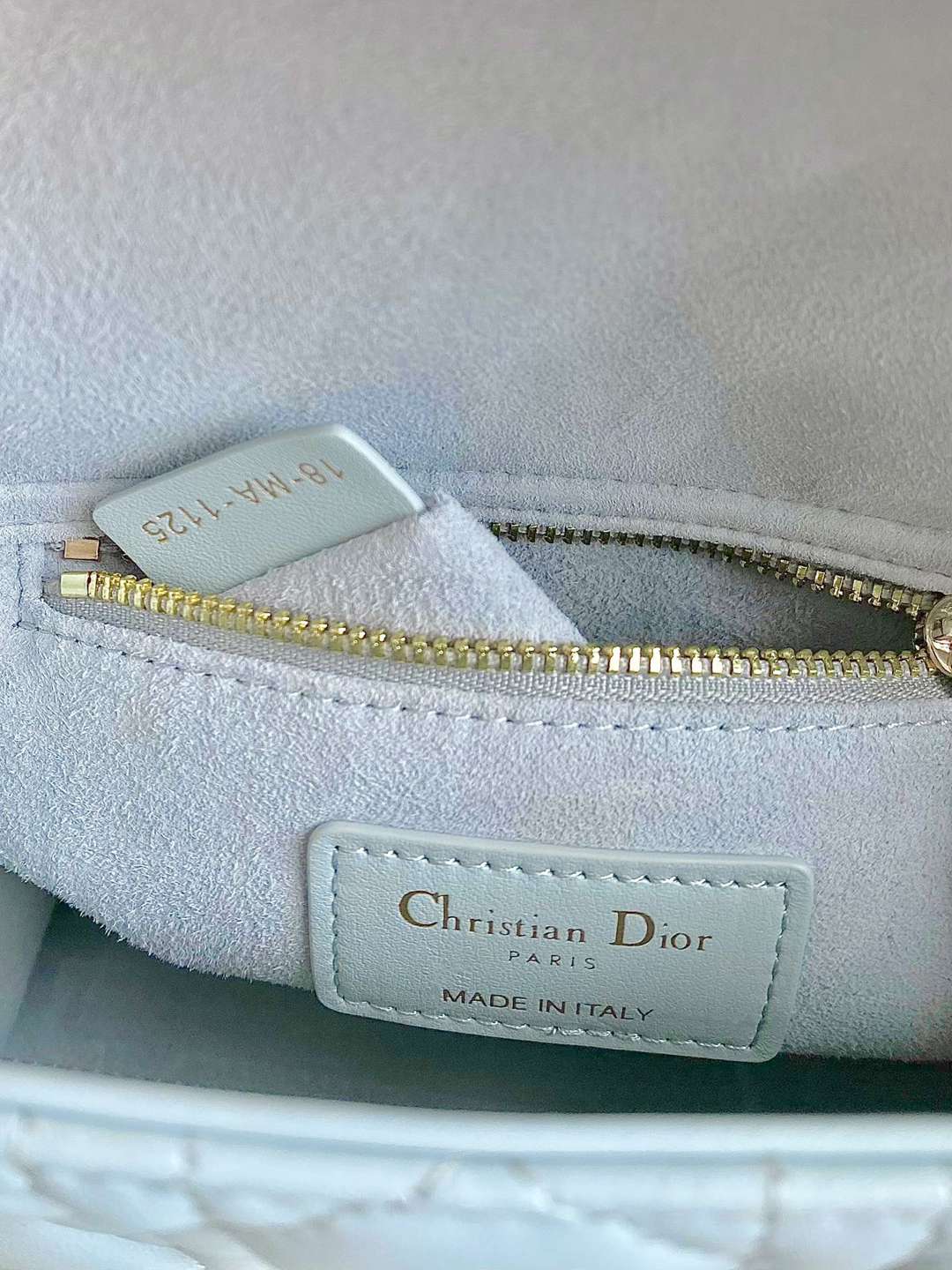 DIOR Lady系列專櫃同步女款原單斜挎包單肩包白色錢包