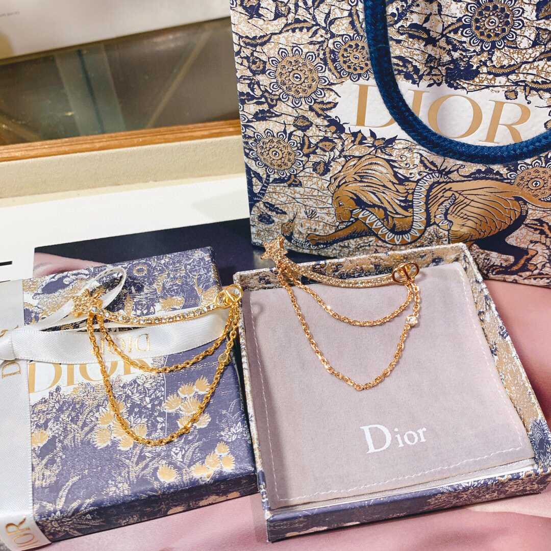 DIOR太精美了高仿耳釘耳夾新品 專櫃同步