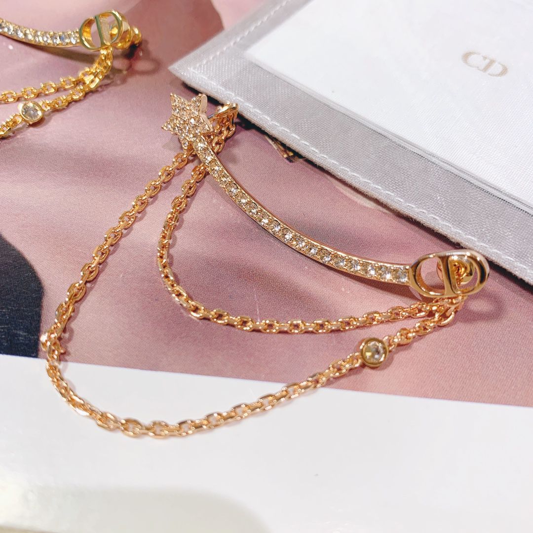 DIOR太精美了高仿耳釘耳夾新品 專櫃同步