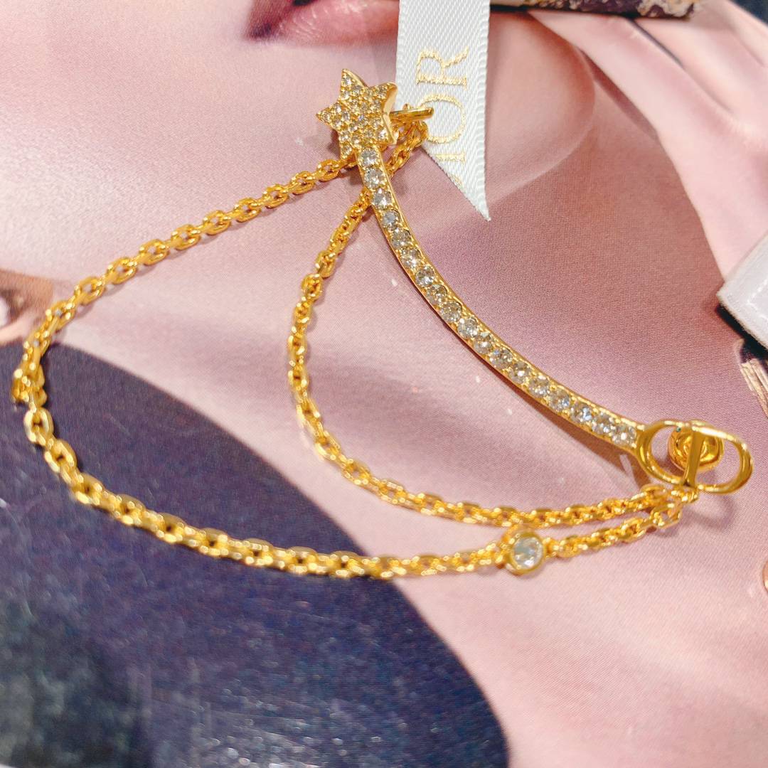 DIOR太精美了高仿耳釘耳夾新品 專櫃同步
