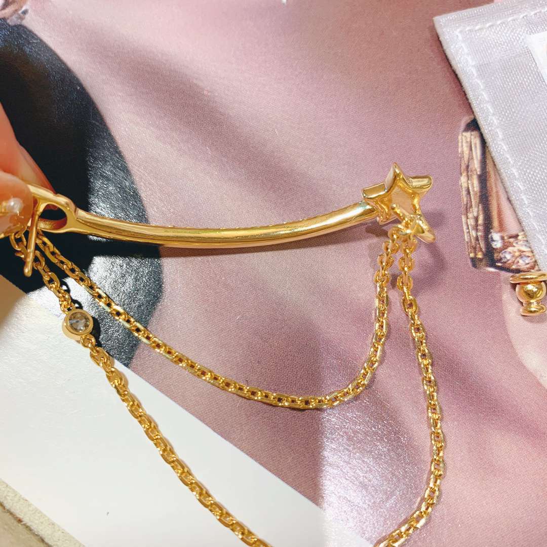 DIOR太精美了高仿耳釘耳夾新品 專櫃同步