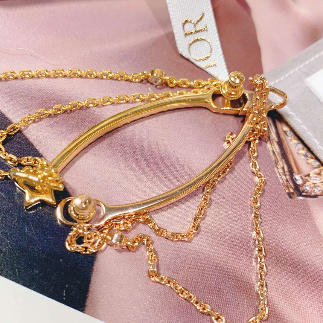 DIOR太精美了高仿耳釘耳夾新品 專櫃同步