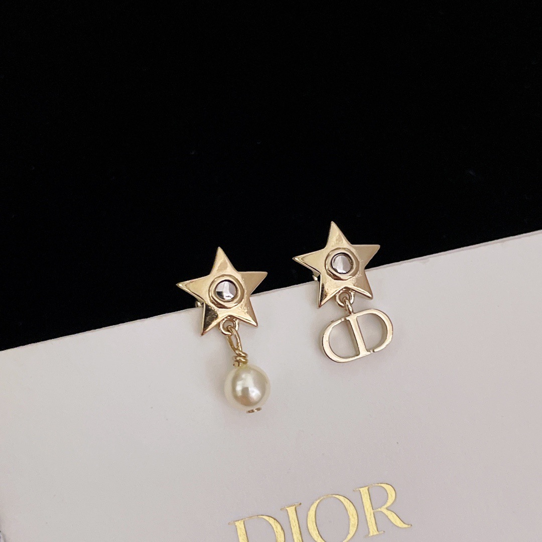 DIOR高仿星星耳釘時尚感滿滿專櫃同步